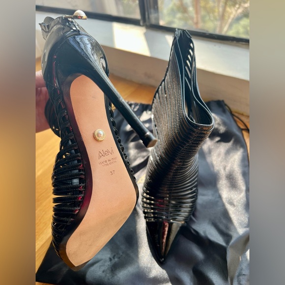 Alevi Milano Patent Heel Boots. 37 US 6.5. - Picture 2 of 8